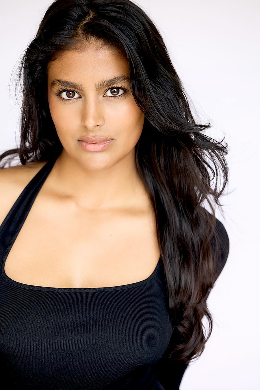 Jasmine Barui, photographed by Paul Smith Photography