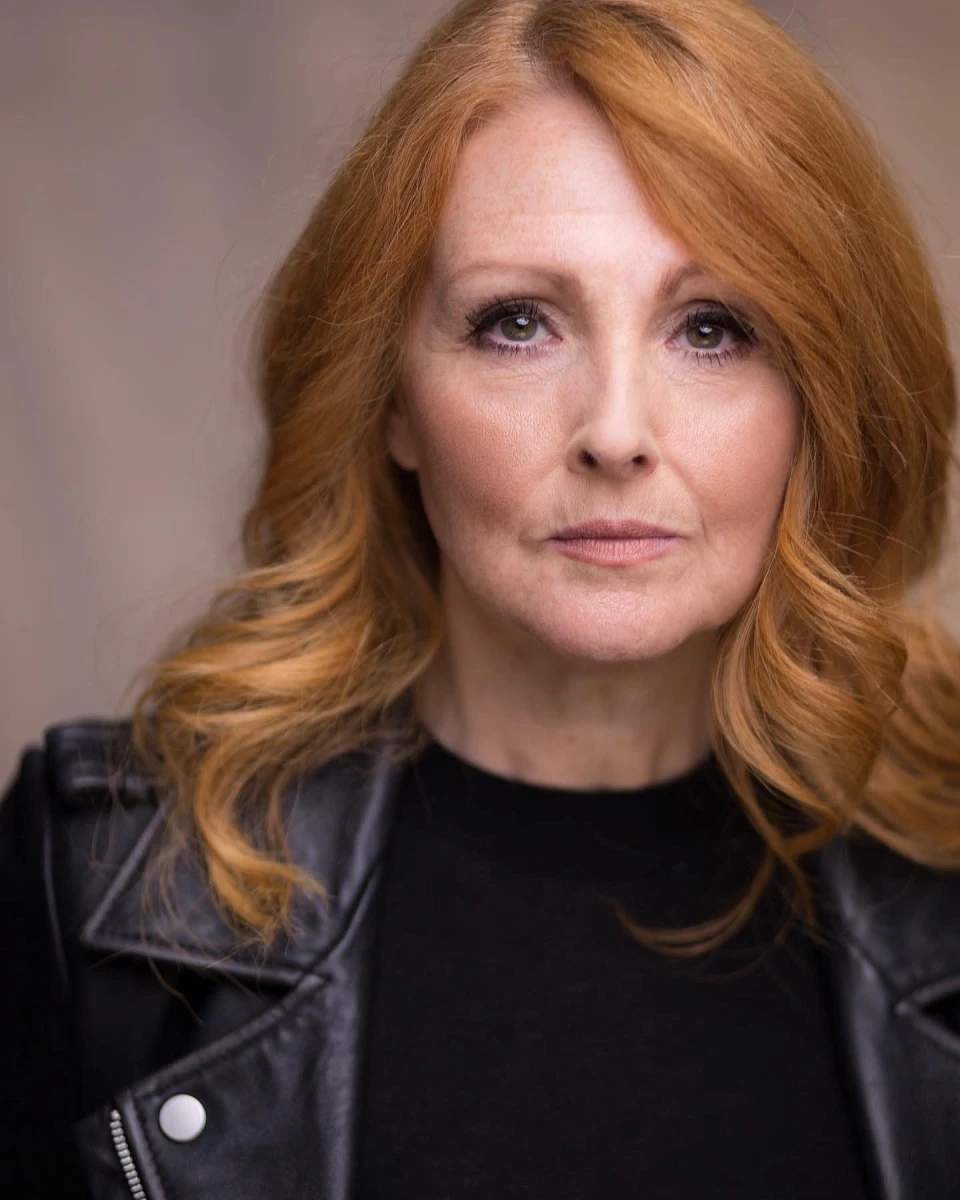 Sian Mannifield · photograph by Jess Hardwick Photograghy