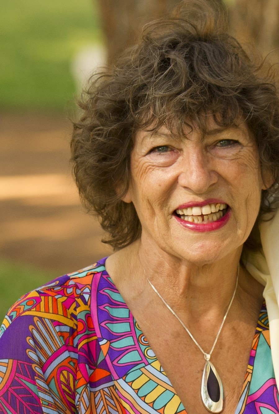 Dr Brenda Davies