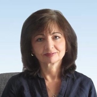 Lynne Shelby